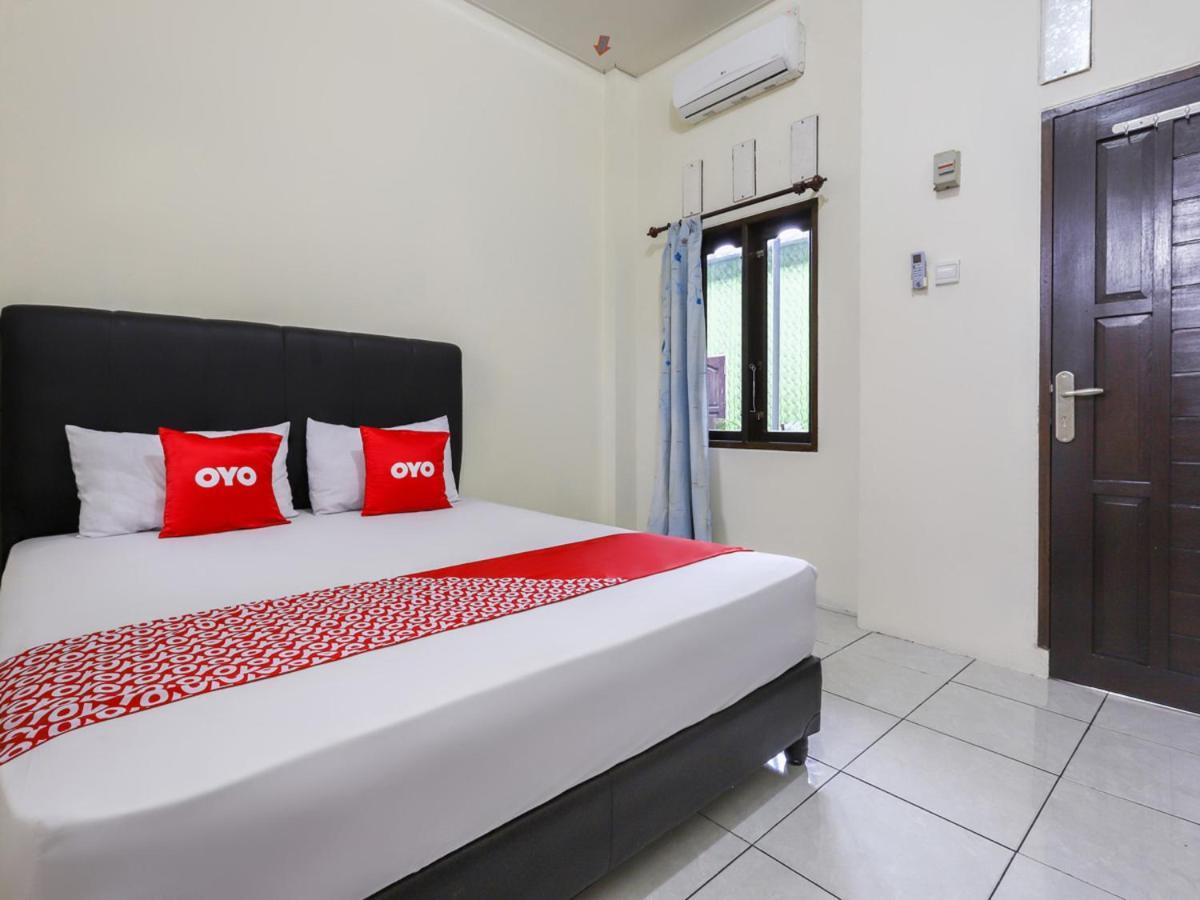 Oyo 3830 Dfarys Gh Syariah Hotel Balikpapan  Exterior foto