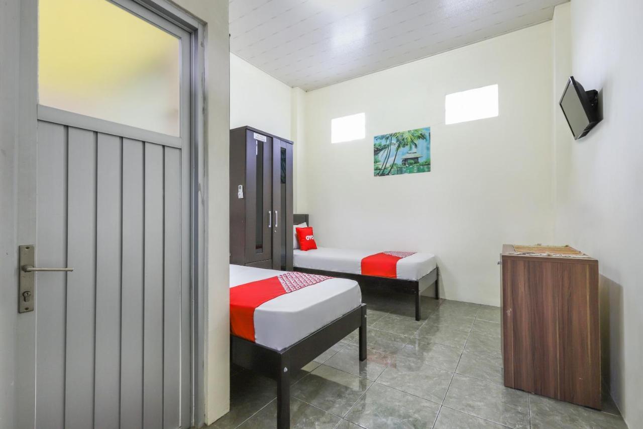 Oyo 3830 Dfarys Gh Syariah Hotel Balikpapan  Exterior foto